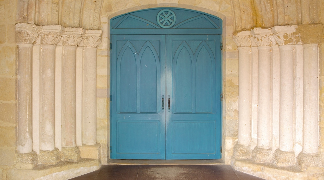 Saint Martin Church showing a church or cathedral, heritage architecture and religious elements