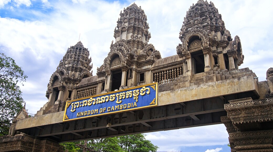Main gates of city Poipet