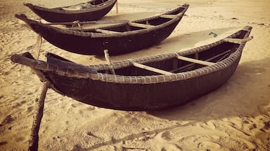 Thuan An Beach, the Beach Bar, Hue
#localgem