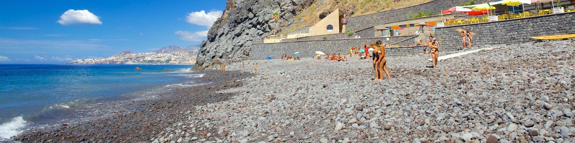 Reis Magos Beach featuring a pebble beach and landscape views