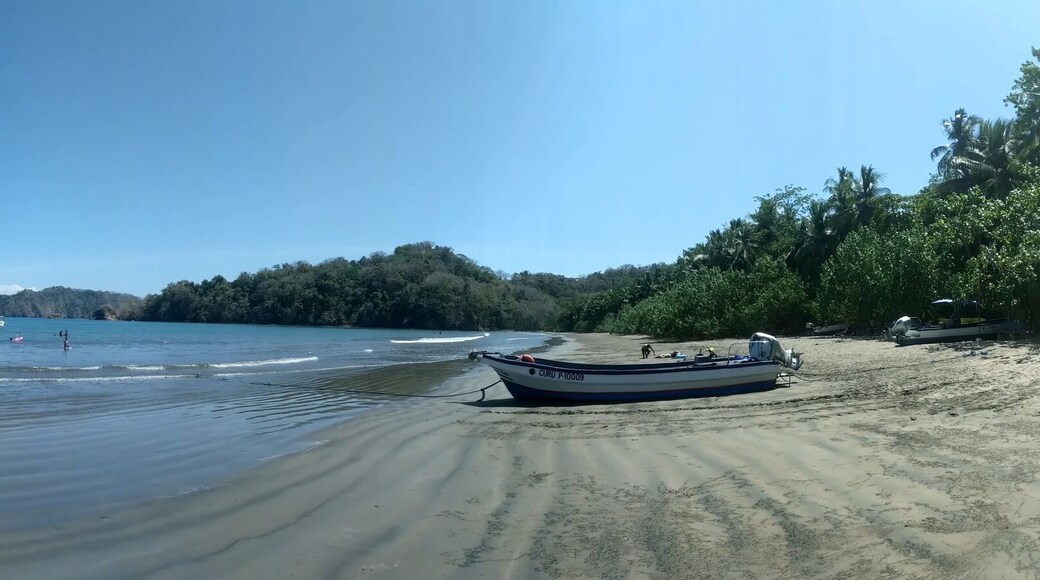 February 2019.
Not to be shadowed by the tours to Tortuga, definitely worth a stop, and a dip in the ocean.