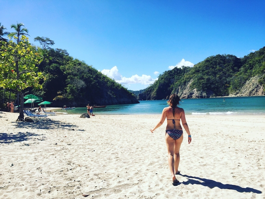 #IslaTortuga off the coast of #CostaRica has stunning beaches, blue waters, and makes you never want to leave 🌴 #BeachBound  #saltyhair #summerair