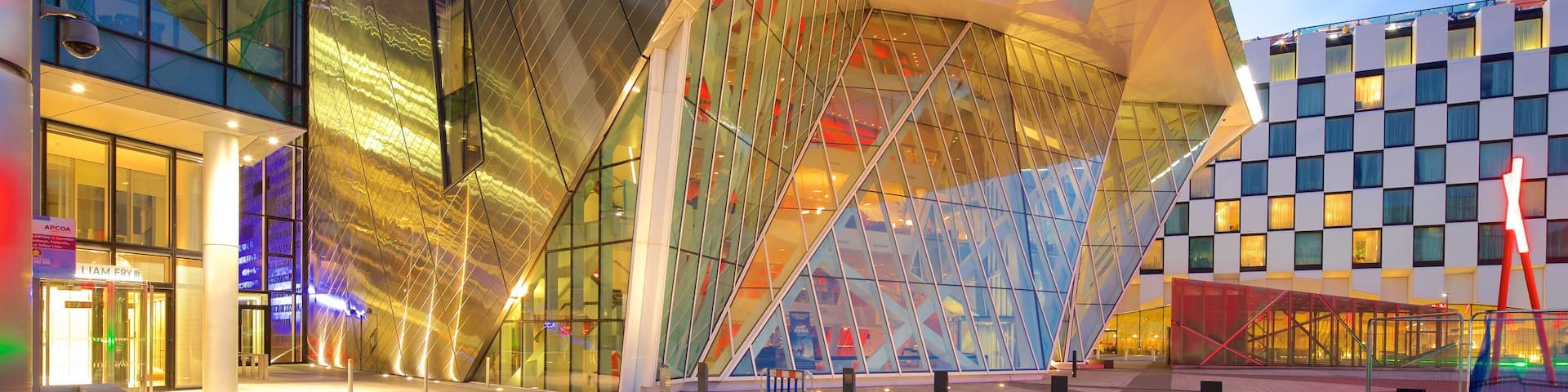Bord Gais Energy Theatre which includes a square or plaza, theater scenes and a sunset