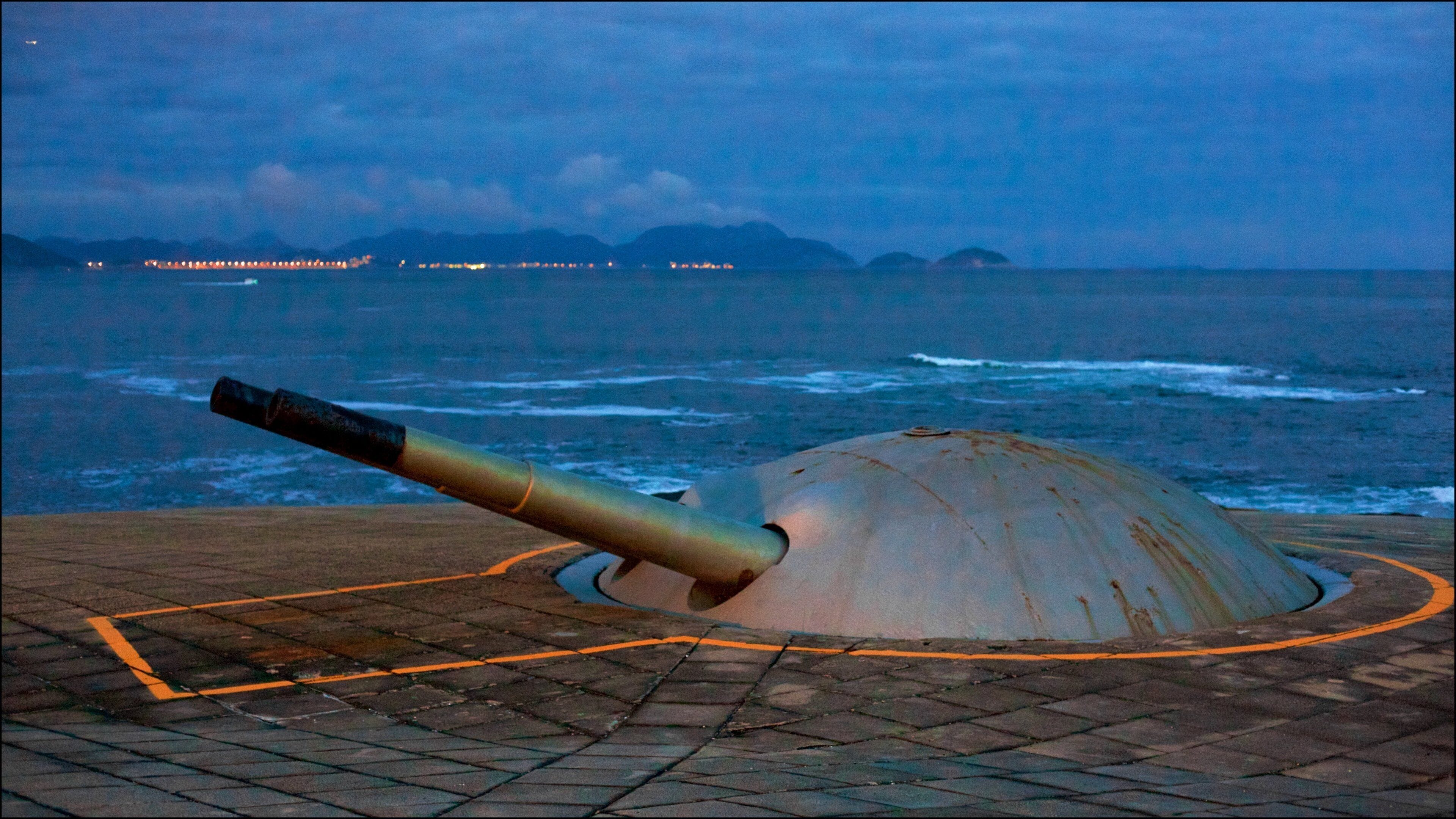 Copacabanan linnoitus johon kuuluu yleiset rantanäkymät ja perintökohteet
