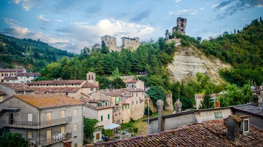 Rocca dei Conti Guidi called Roccaccia. Modigliana, Forlì, Emilia Romagna, Italy, Europe