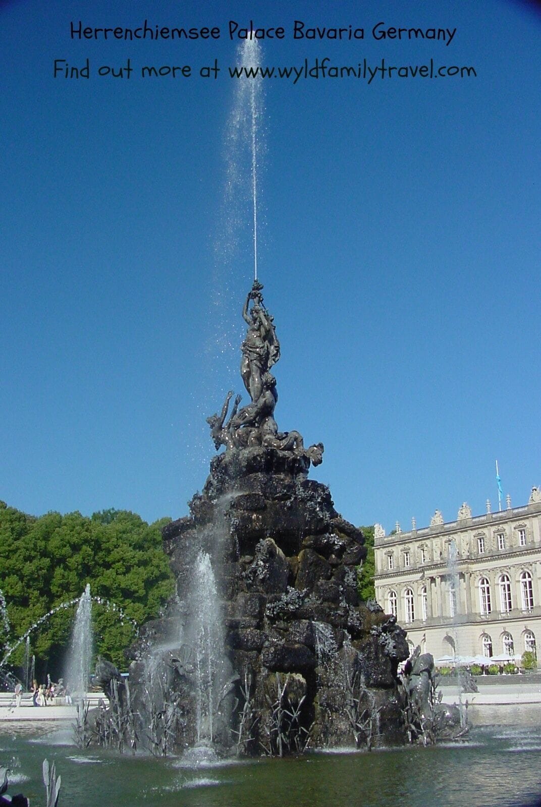 a must see #palace, beautiful setting on an #island in the middle of a lake in #Bavaria #Germany

read more here http://wp.me/p5Bu7e-4N

www.wyldfamilytravel.com