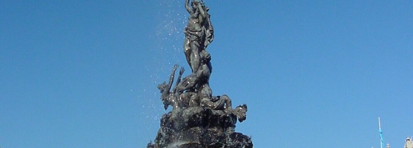 a must see #palace, beautiful setting on an #island in the middle of a lake in #Bavaria #Germany
read more here http://wp.me/p5Bu7e-4N
www.wyldfamilytravel.com