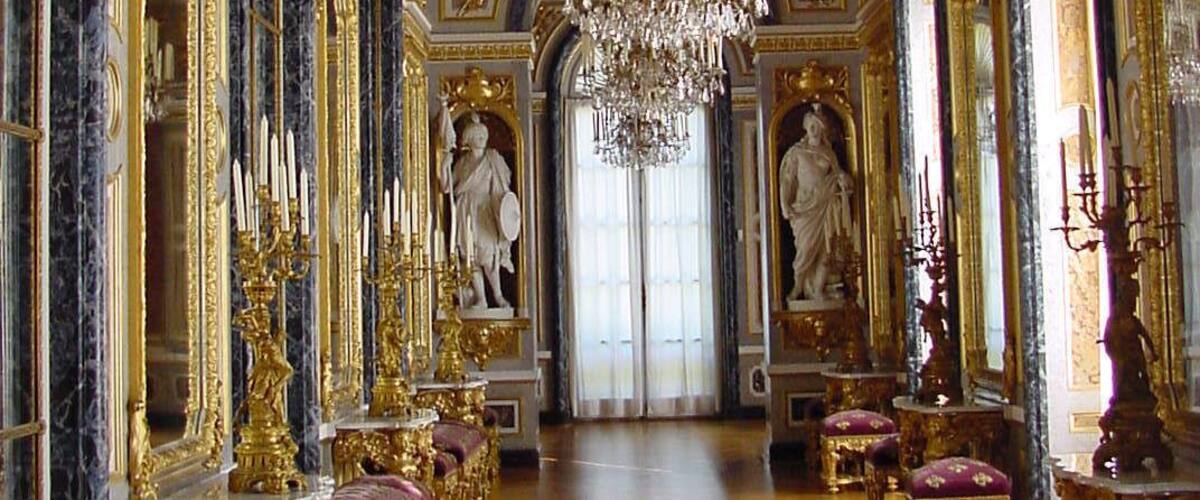 Hall of mirrors at #Herrenchiemsee palace in #Bavaria #Germany
read more about #Herrenchiemsee at www.wyldfamilytravel.com