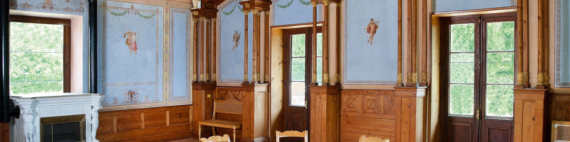 Rose Island featuring heritage elements and interior views