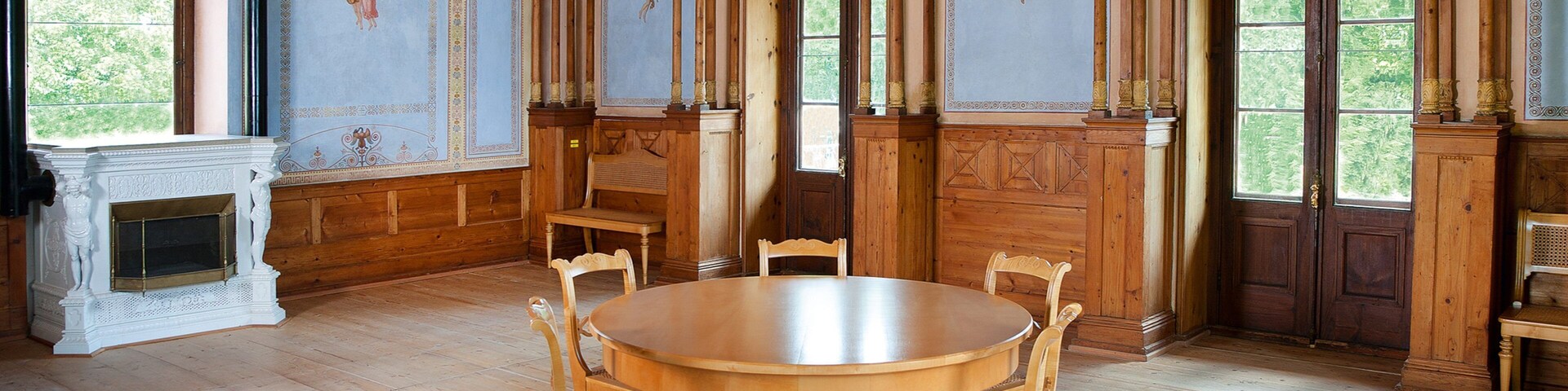 Rose Island featuring heritage elements and interior views