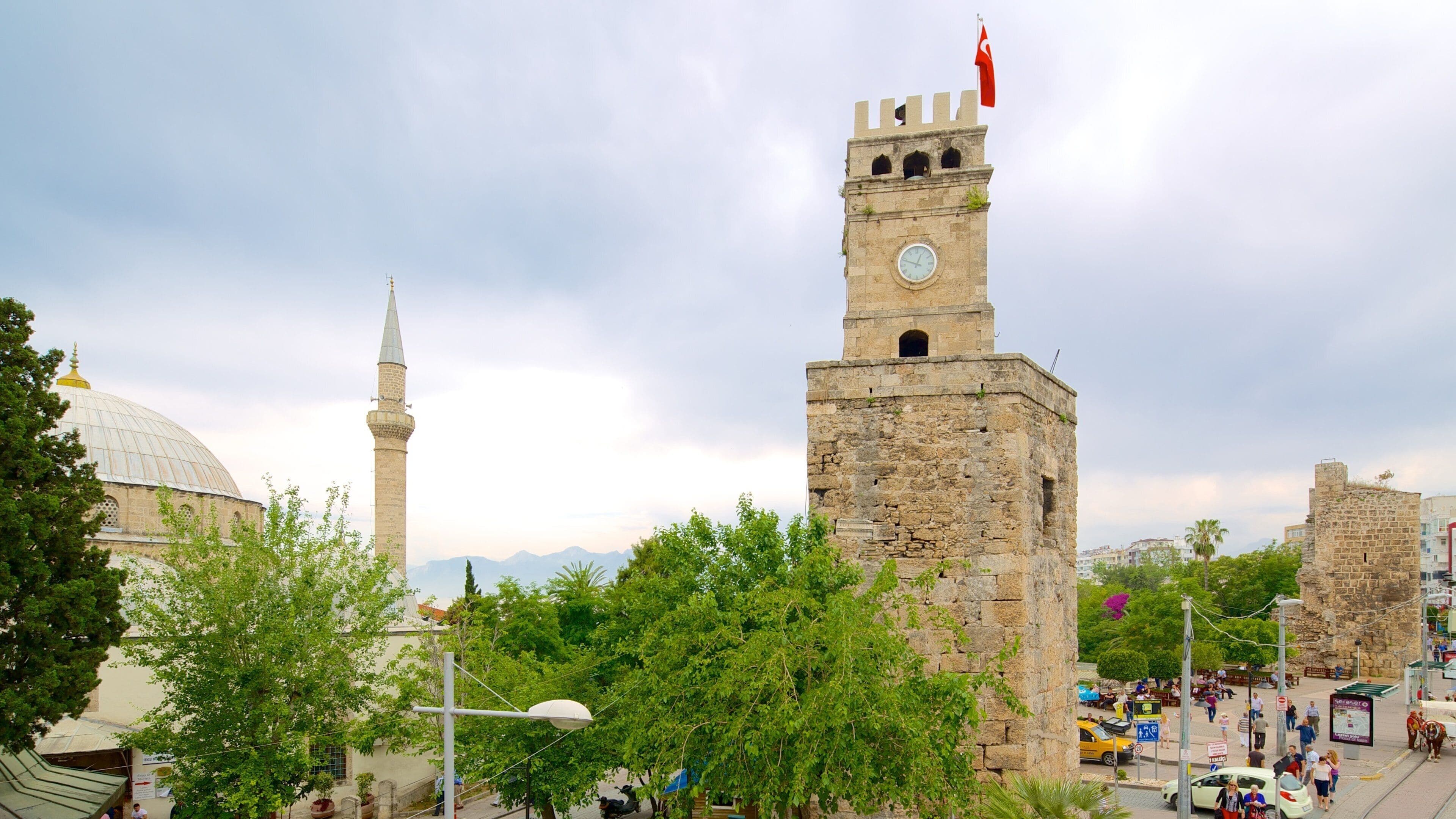 Clock Tower showing street scenes and heritage architecture