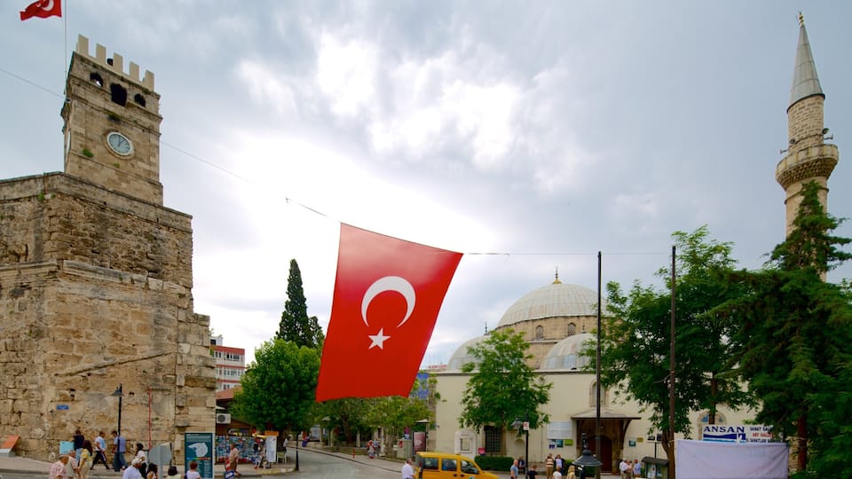 Clock Tower featuring street scenes and heritage architecture