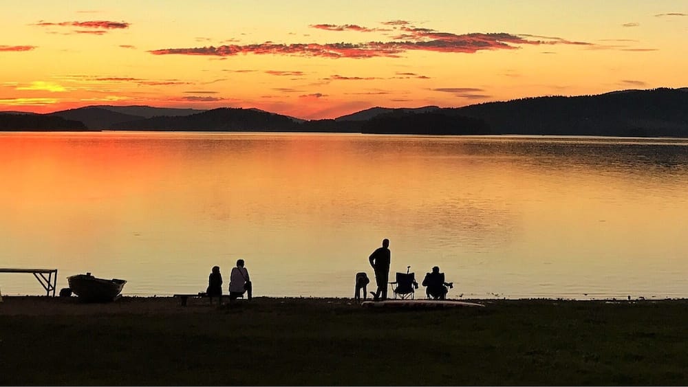 Lake Lipno, Czech Republic. 30 mins drive from Cesky Krumlov a local UNESCO endorsed town. Beautiful views, camping and facilities are readily available on site. You can do boating, cycling, fishing, the list is endless 👌