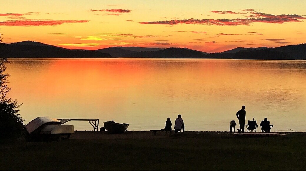 Lake Lipno, Czech Republic. 30 mins drive from Cesky Krumlov a local UNESCO endorsed town. Beautiful views, camping and facilities are readily available on site. You can do boating, cycling, fishing, the list is endless đ
