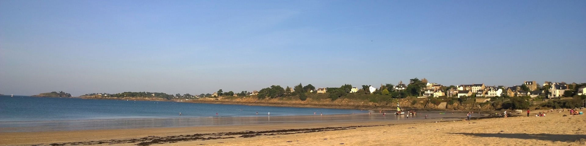 Avenue des Pins, 22770 Lancieux, France