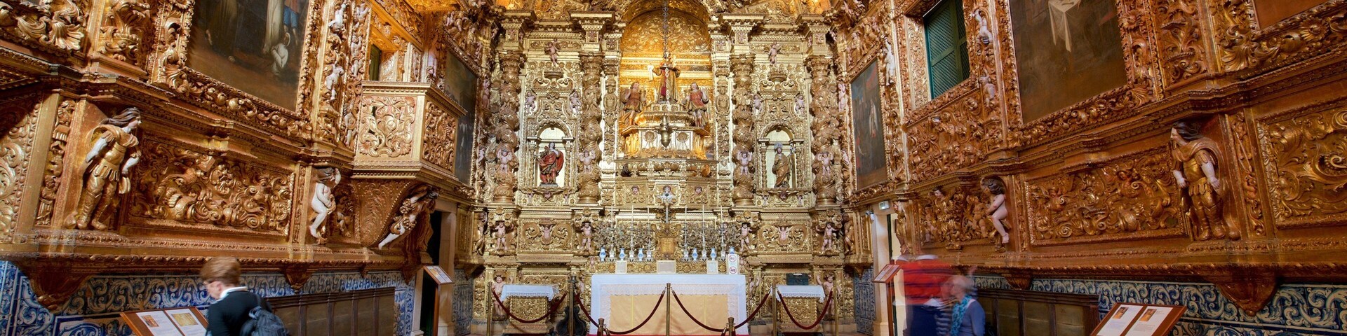 Santo Antonio Church showing heritage elements, a church or cathedral and interior views