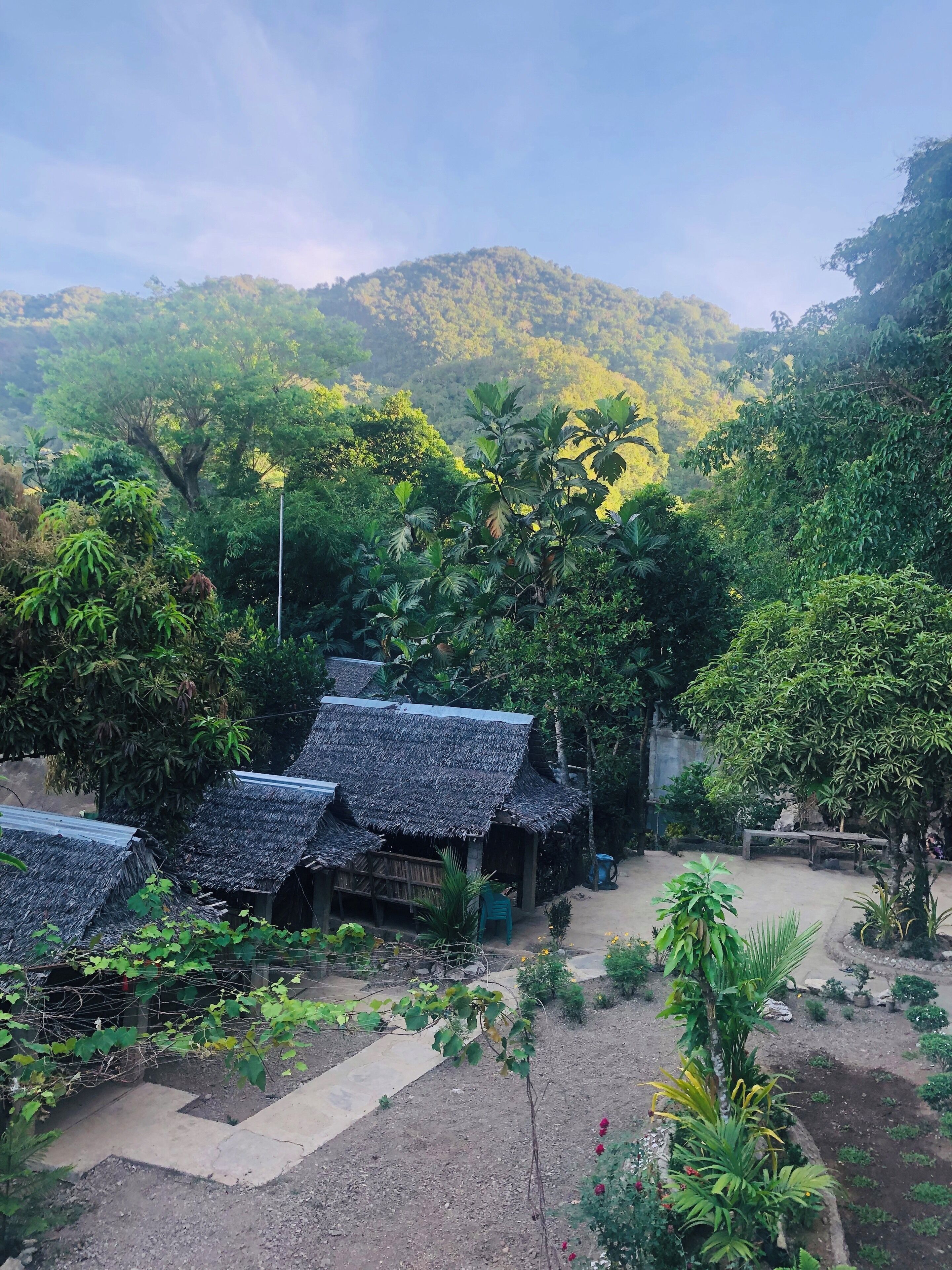 A week of relfection, love and grace. Thank you Lord 🙏
.
.
.
.
.
.
#relaxingweekend #holyweekescape #love #gracw #gratitute #nature #mountain #trees #camsur #caramoan #bulangbugang