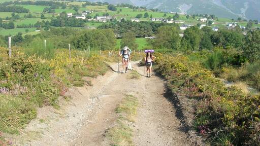 Saliendo de Berducedo hacia La Mesa.