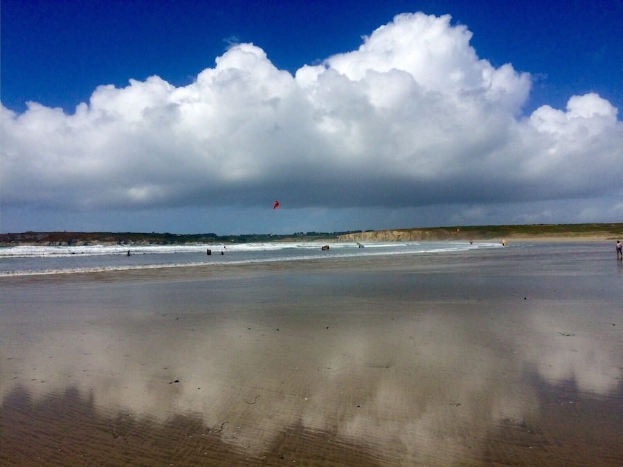 Good beach for surfing, swimming and kite surfing.
