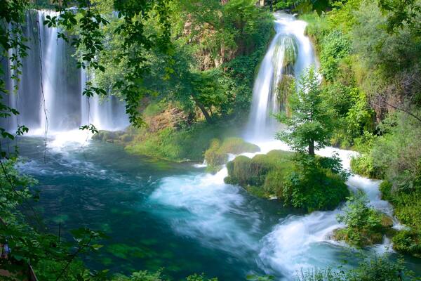 Antalya showing a waterfall and landscape views