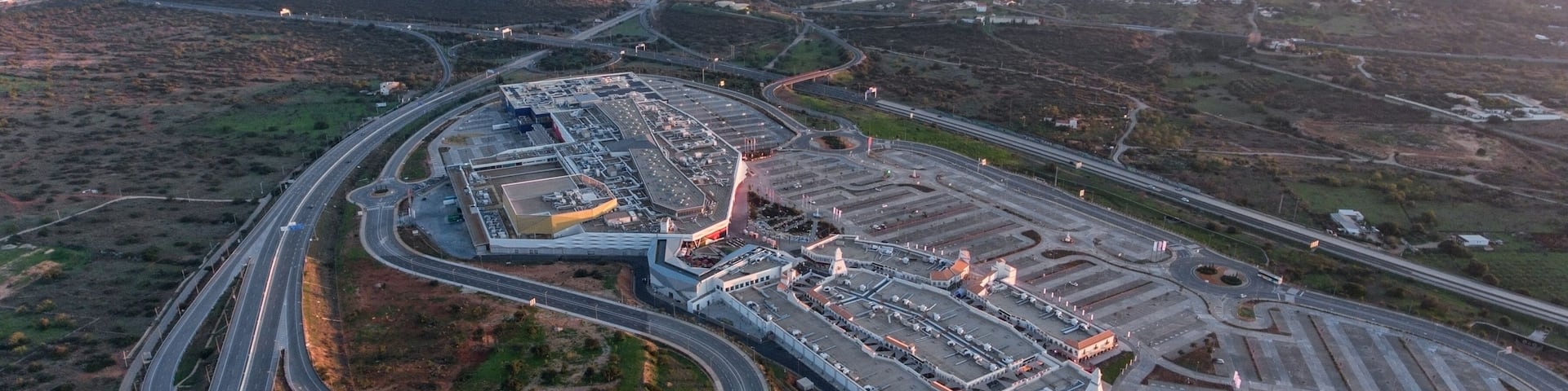 Commercial center logistics and sales in Portugal Algarve Loule area. Mar Shopping.