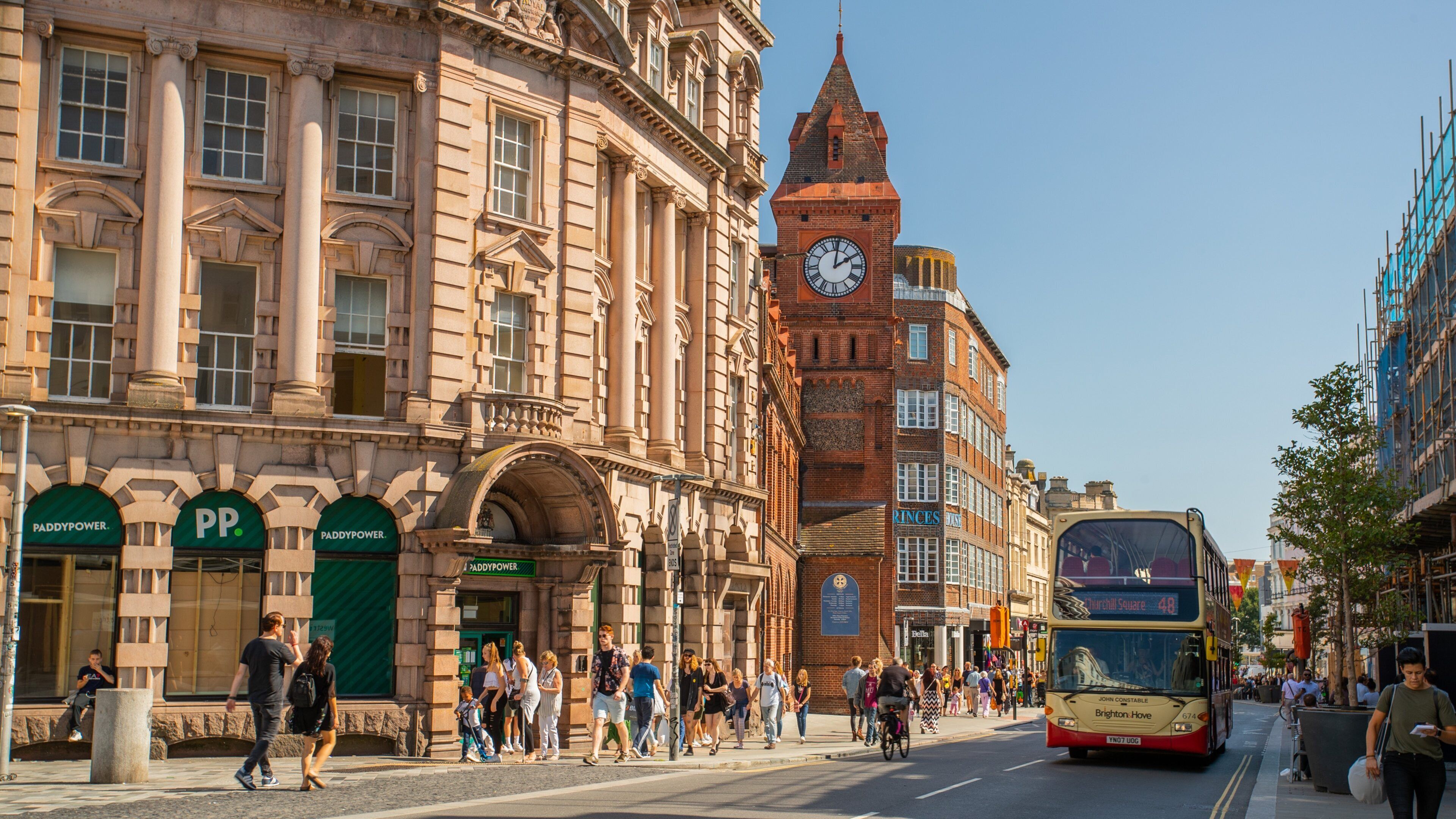 Chapel Royal featuring heritage elements and street scenes