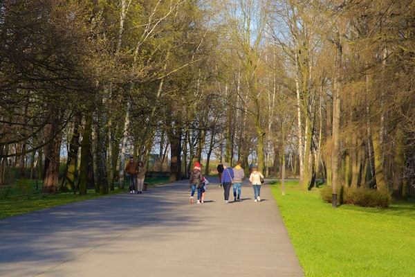 Plage de Jelitkowo mettant en vedette parc
