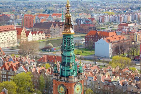 Rechtstädtisches Rathaus Danzig welches beinhaltet historische Architektur und Stadt