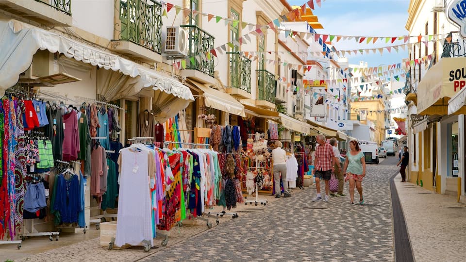 Albufeira Old Town Square showing markets