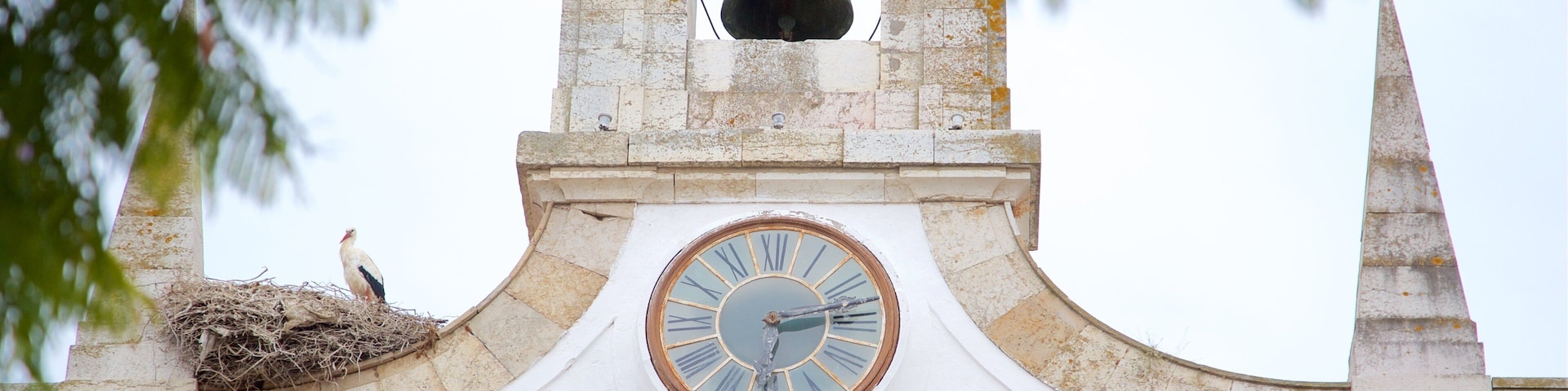 Cidade Velha de Faro caracterizando elementos de patrimônio