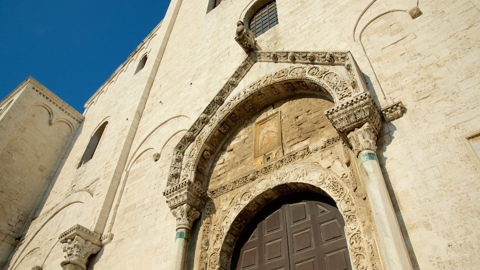 Basilica of San Nicola which includes heritage architecture, religious aspects and a church or cathedral