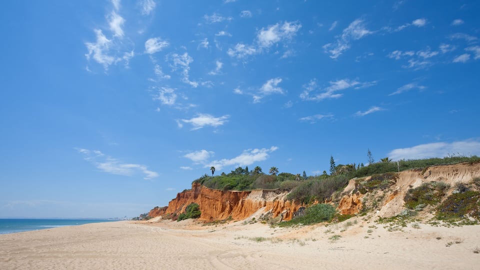 Portugal - Algarve - Vale do Lobo - Praia Garrao poente; Shutterstock ID 138728270; purchase_order: SP-1332 HA Batch 2 August 2018; Order: ; client: HomeAway; other: To be paid with HA budget