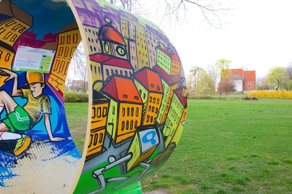 マルタ湖 フィーチャー 屋外アート と 公園