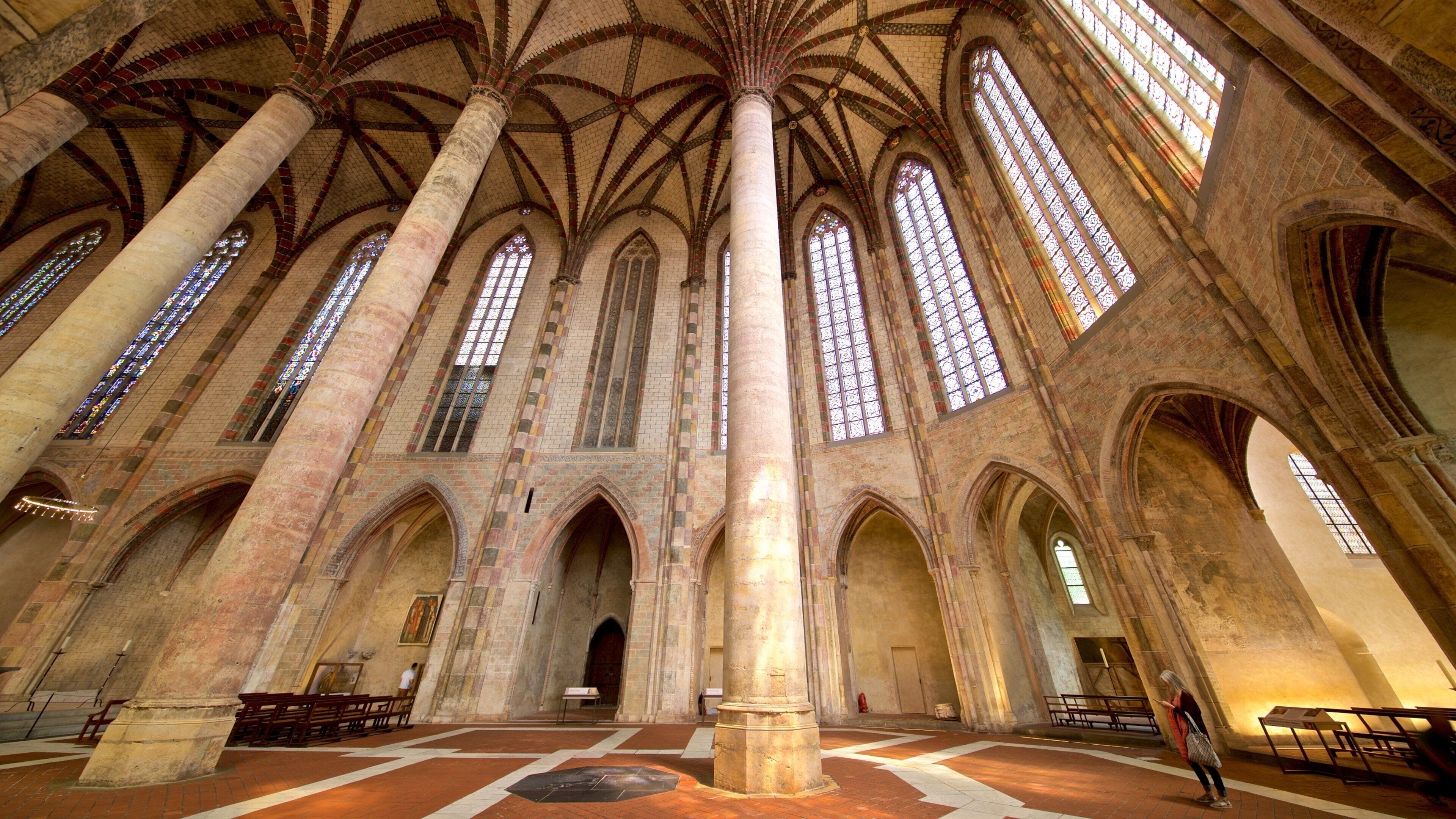 Museum for Jakobinerne som inkluderer kirke eller katedral, innendørs og kulturarv