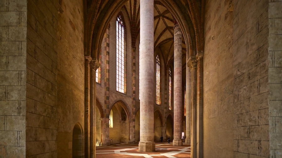 Church of the Jacobins showing heritage elements, a church or cathedral and interior views