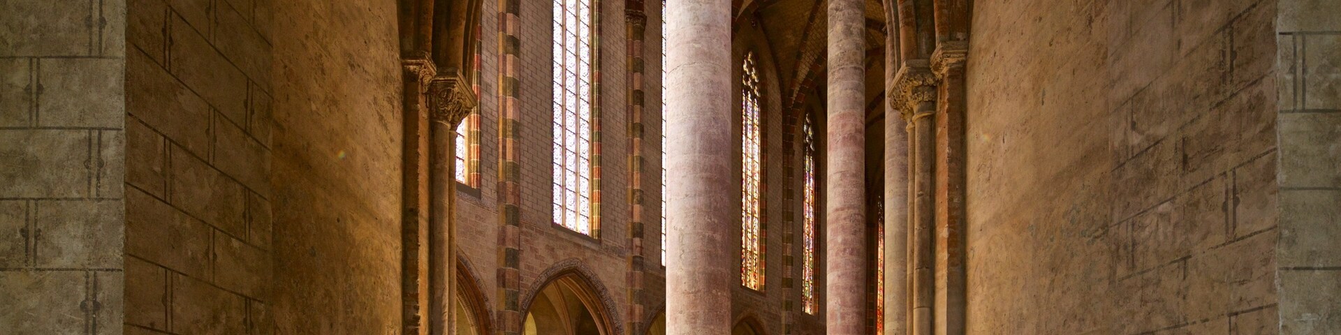 Couvent des Jacobins de Toulouse mettant en vedette patrimoine historique, vues intérieures et église ou cathédrale