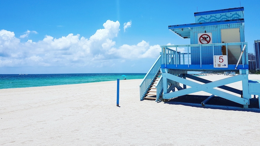 Haulover Beach Park is one of the quietest beaches in Miami. Near the pier are the blue life guard houses. Climb up one of the vacant ones and take soak in the view. #BVSBlue