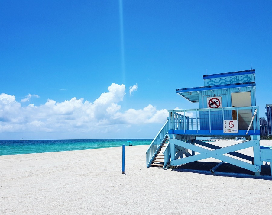 Haulover Beach Park is one of the quietest beaches in Miami. Near the pier are the blue life guard houses. Climb up one of the vacant ones and take soak in the view. #BVSBlue