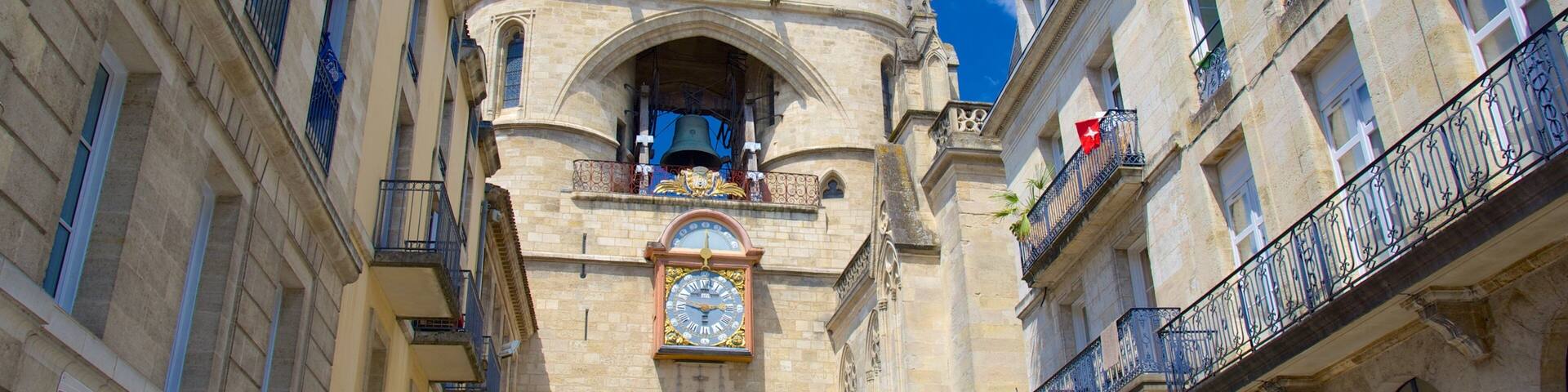 Grosse Cloche qui includes monument et patrimoine historique