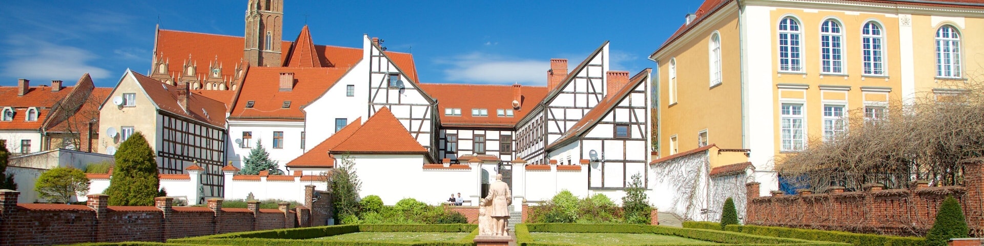 Wroclaw featuring a park