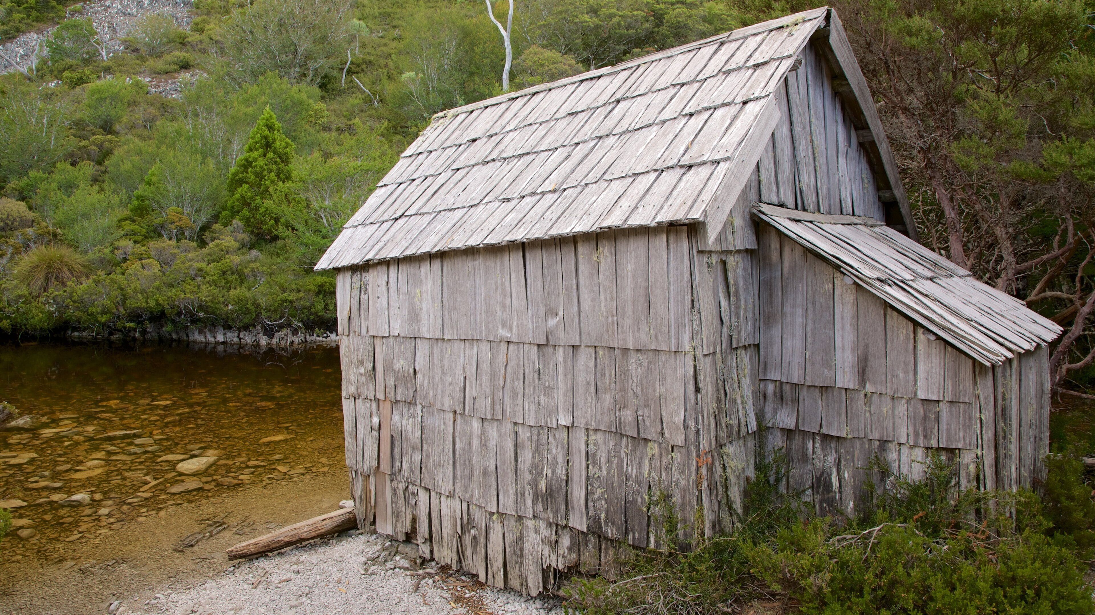 Cradle Mountain showing tranquil scenes