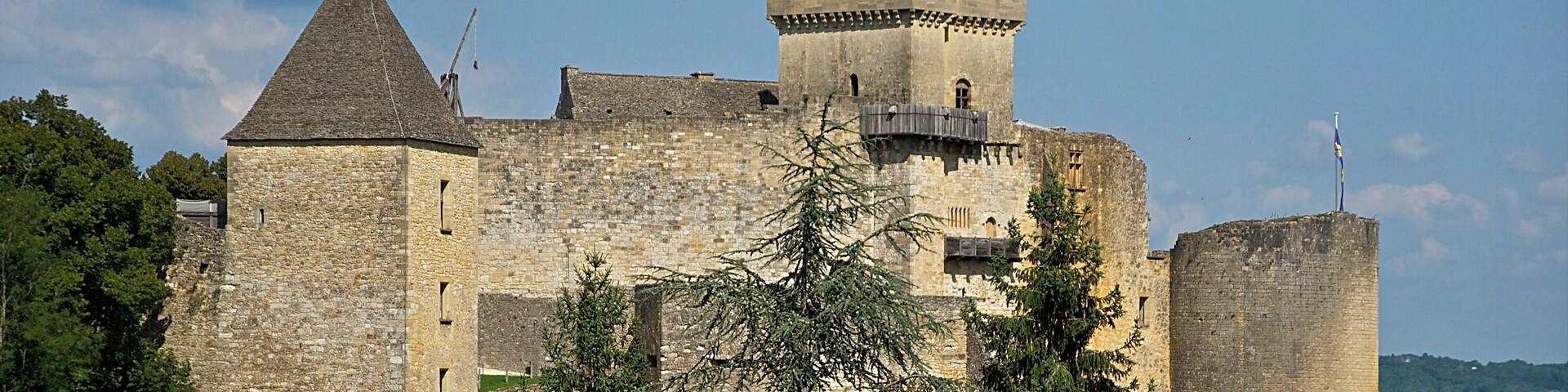 Château de Castelnaud, from west, in Castelnaud-la-Chapelle, Dordogne, France