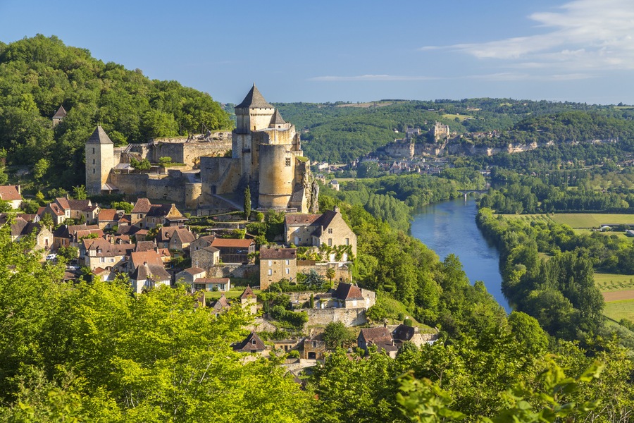 Chateau de Castelnaud, Castelnaud, Dordogne, Aquitaine, France, Shutterstock ID 650689690, purchase_order: SP-1269 HA 2018 Batch 1, Order: , client: , other: