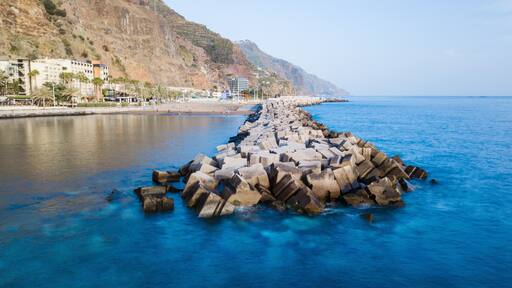 エストレイト ダ カリェタ