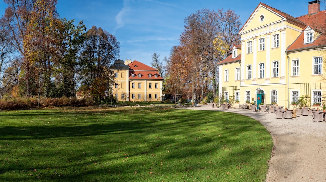 Valley of Palaces and Garden - Dolina Palacow i Ogrodow - Palace in Lomnica, Schloss Lomnitz
