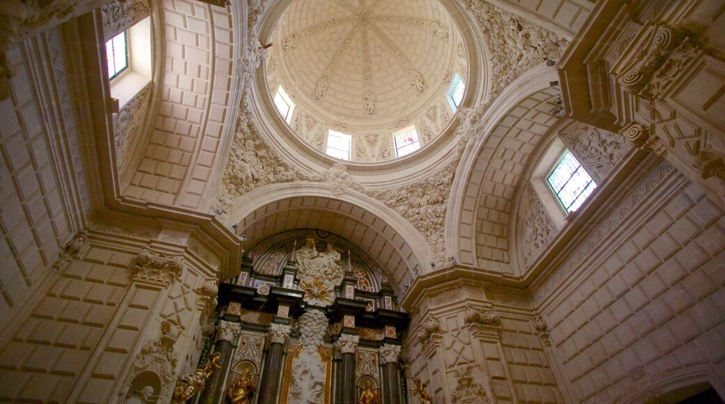 San Nicolas Cathedral featuring interior views, a church or cathedral and heritage architecture