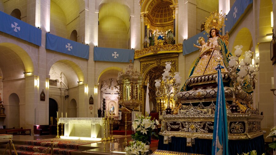San Nicolas Cathedral featuring religious aspects, interior views and a church or cathedral