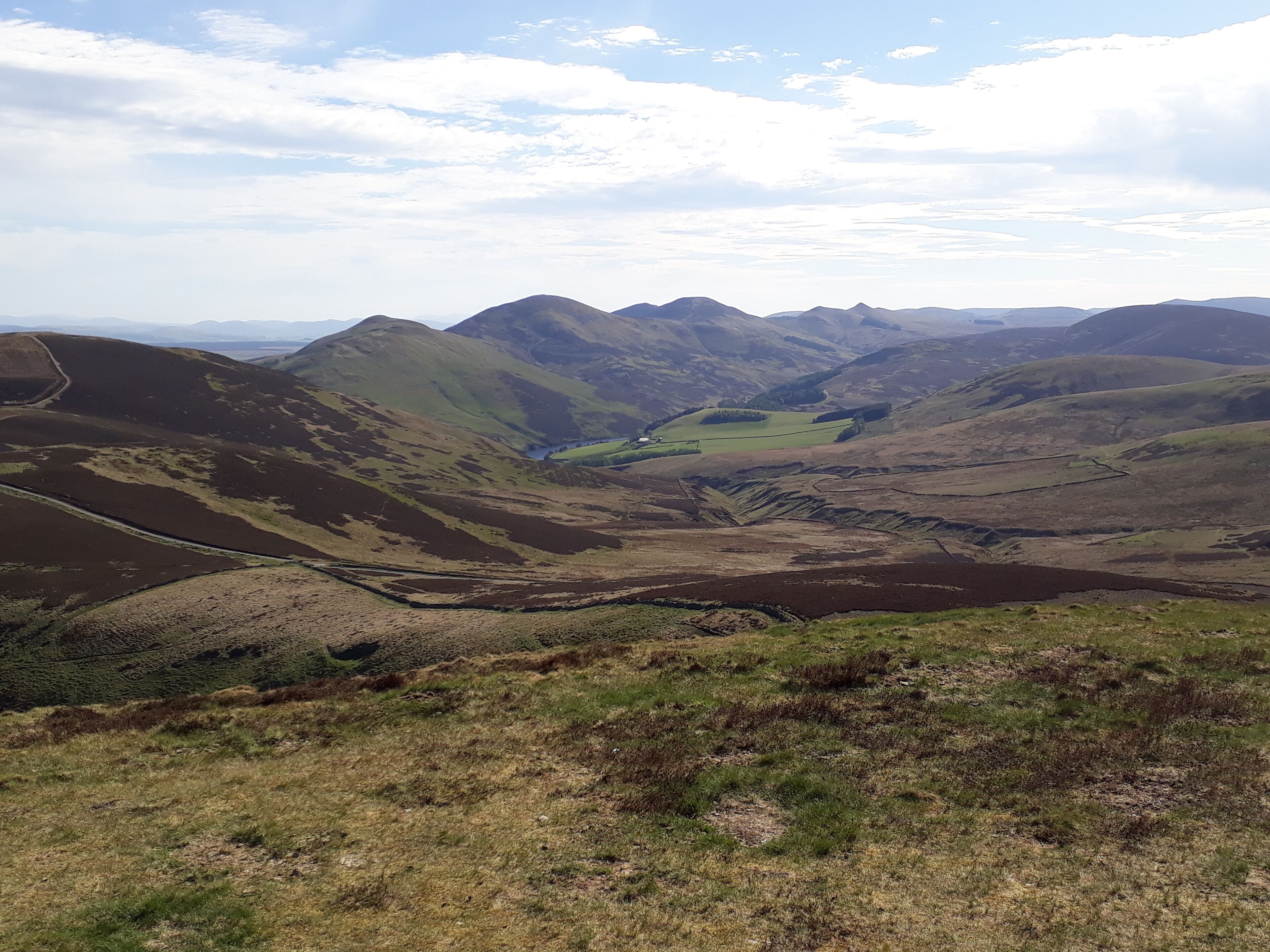 Panaroma from viewing point on Allermuir... 