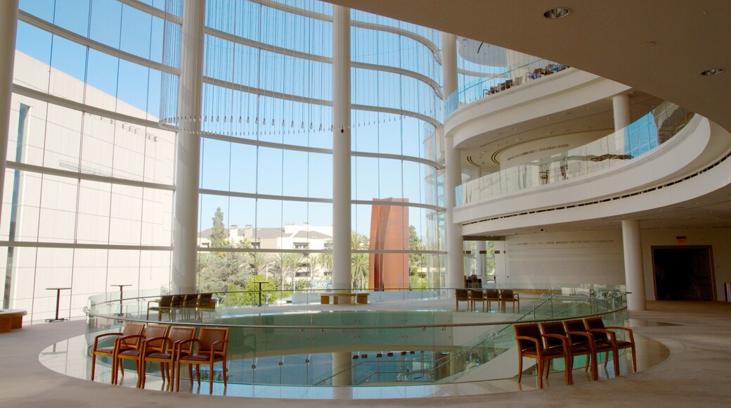 Segerstrom Center for the Arts showing interior views and art