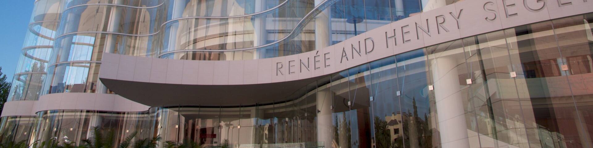 Segerstrom Center for the Arts featuring signage, art and modern architecture